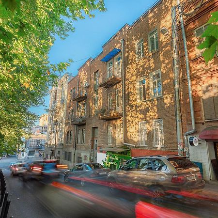 Tbilisi Home,View On Gvinis Karkhana Wine Factory 외부 사진